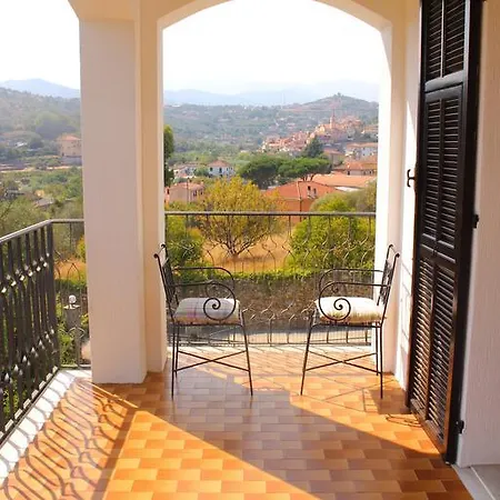 House In Caramagna *