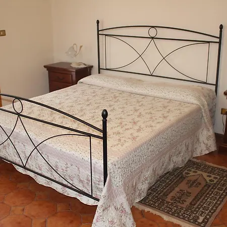 Lejlighed House In Caramagna Imperia