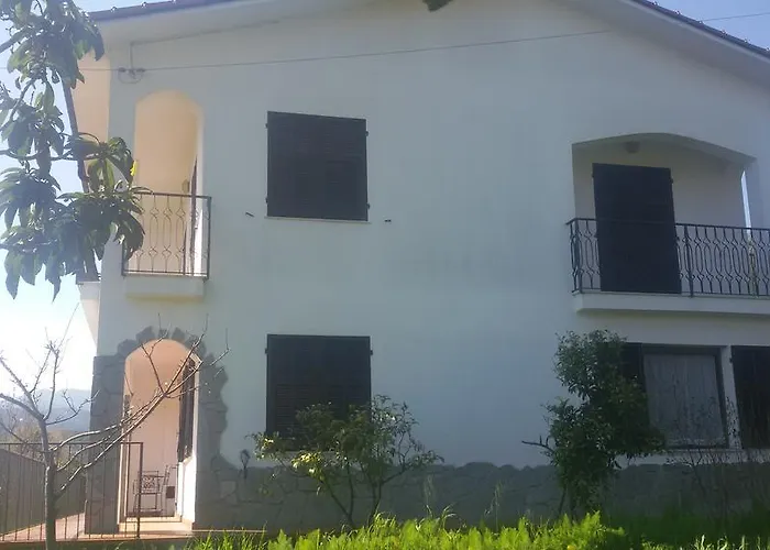 House In Caramagna Lägenhet Imperia